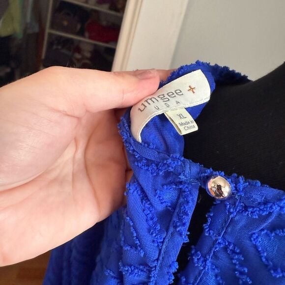 Blue Textured Women's Top - Picture 4 of 4